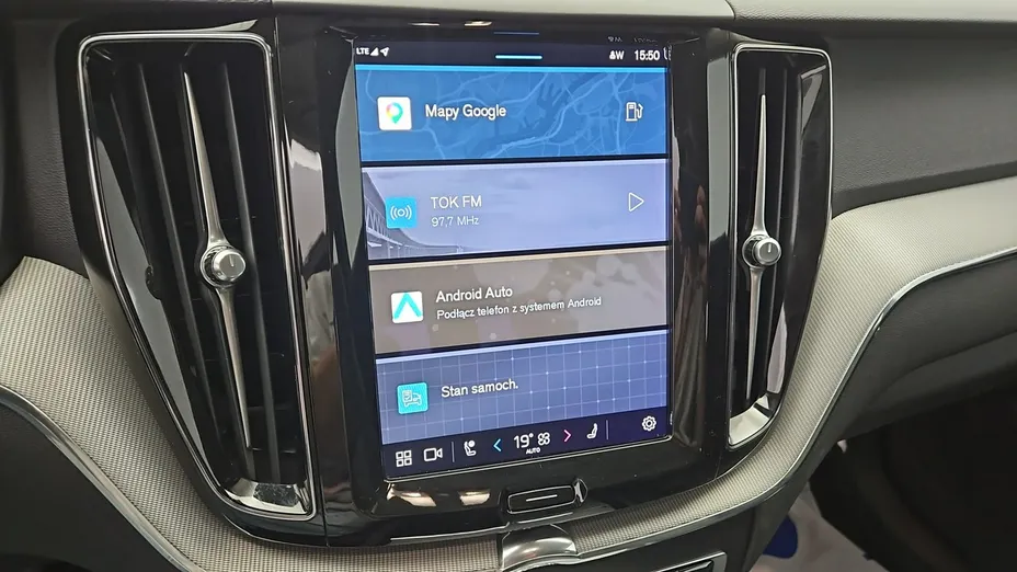 VOLVO XC60 -