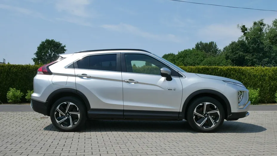 MITSUBISHI Eclipse Cross -