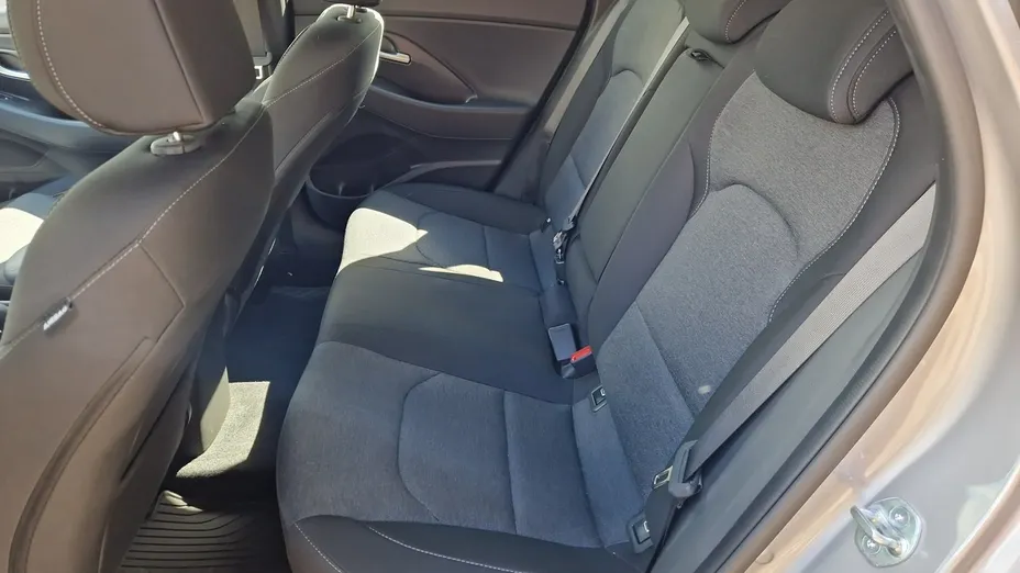 HYUNDAI i30 -