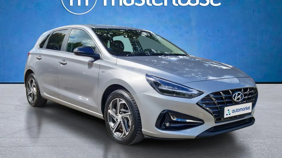 HYUNDAI i30 -