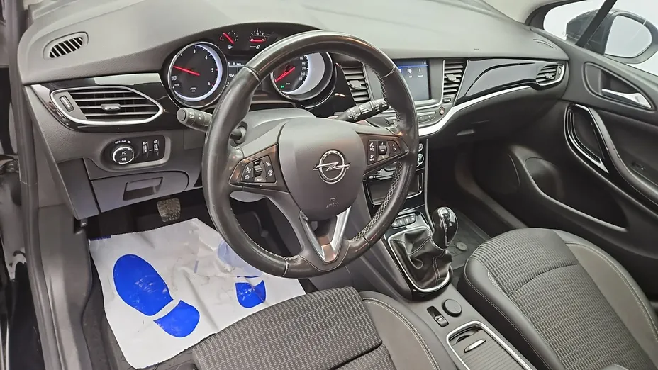 OPEL Astra -