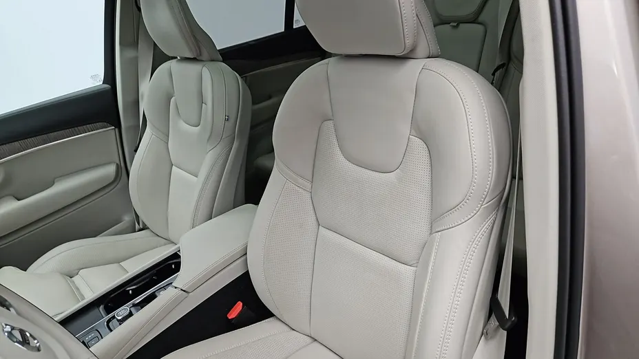 VOLVO XC90 -