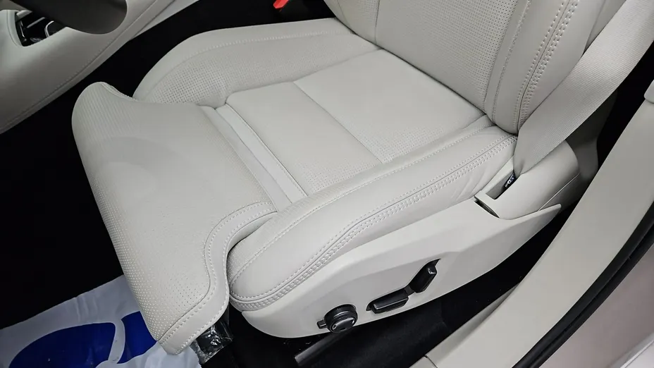 VOLVO XC90 -