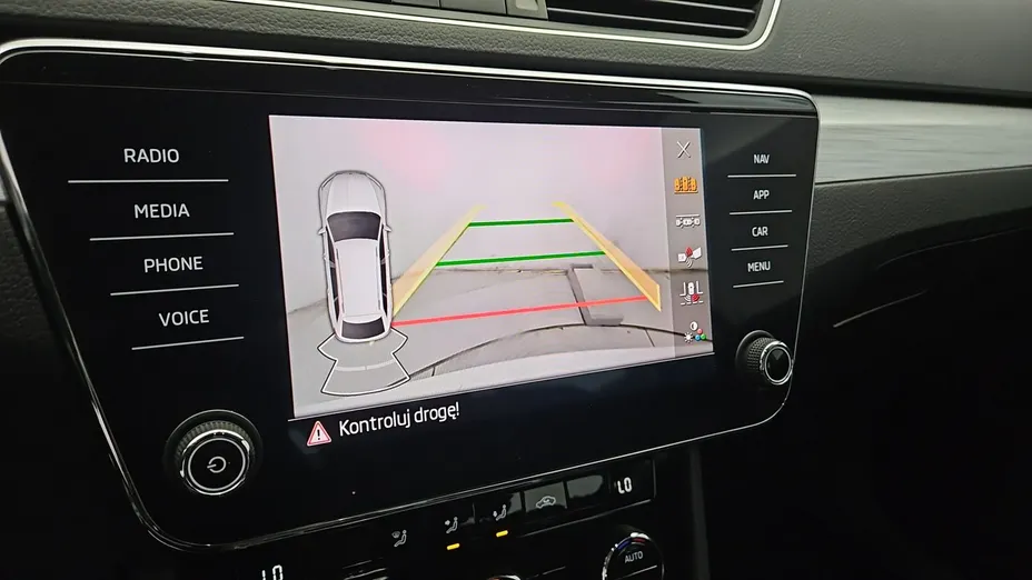 SKODA Superb -
