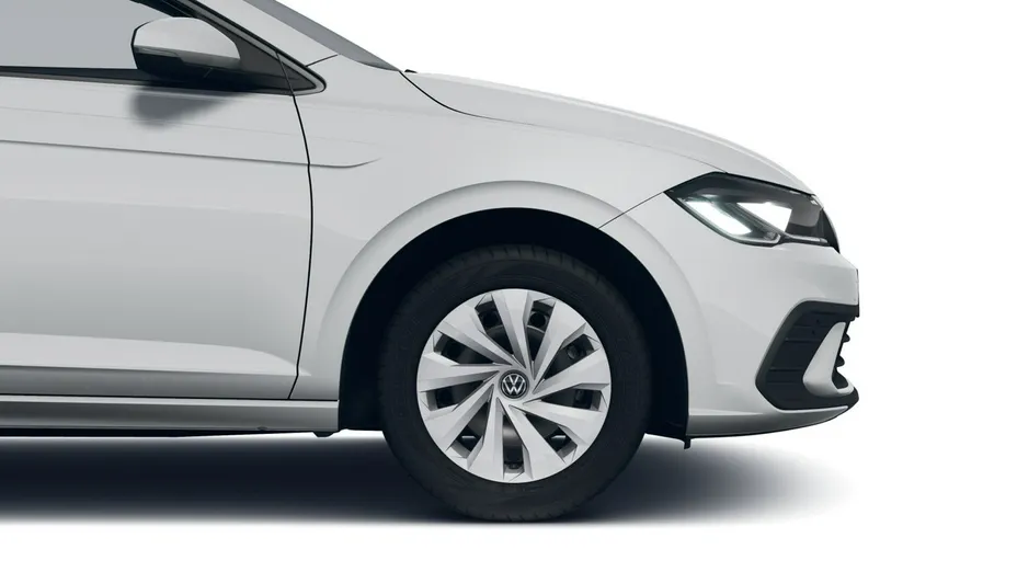 VOLKSWAGEN Polo -