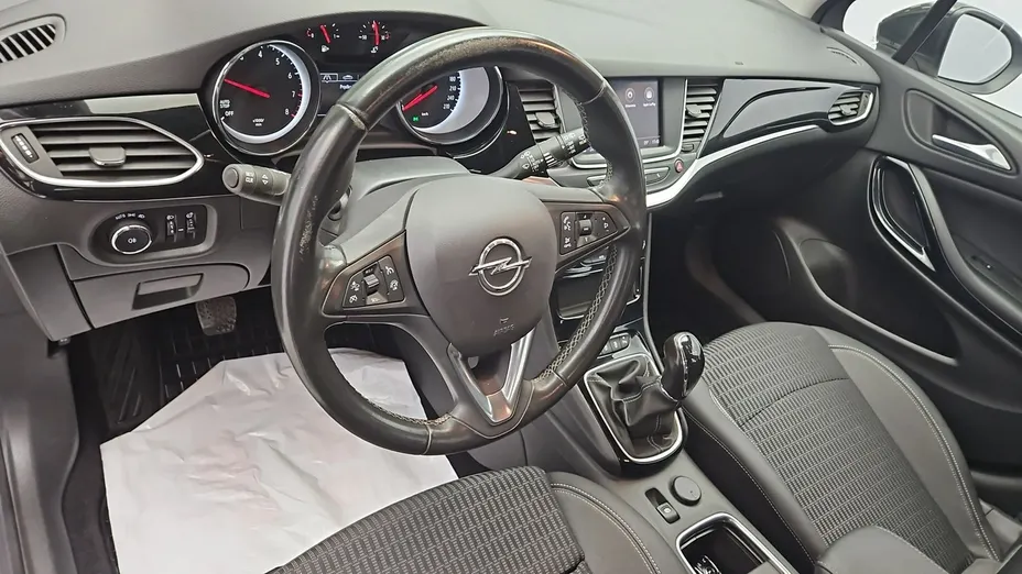 OPEL Astra -