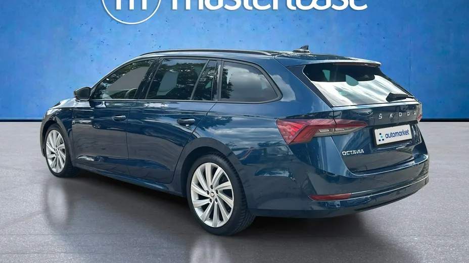SKODA Octavia -