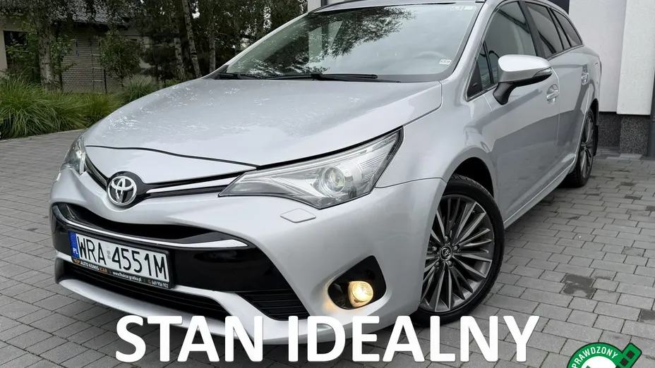 TOYOTA Avensis -