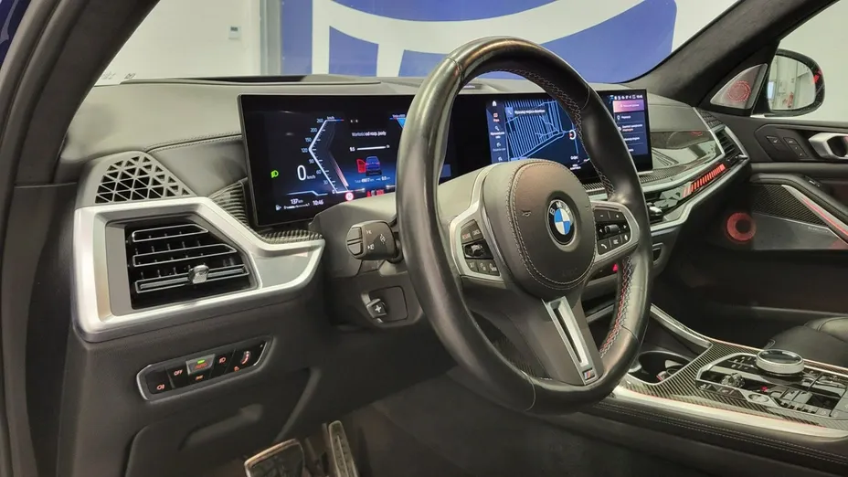 BMW X7 -