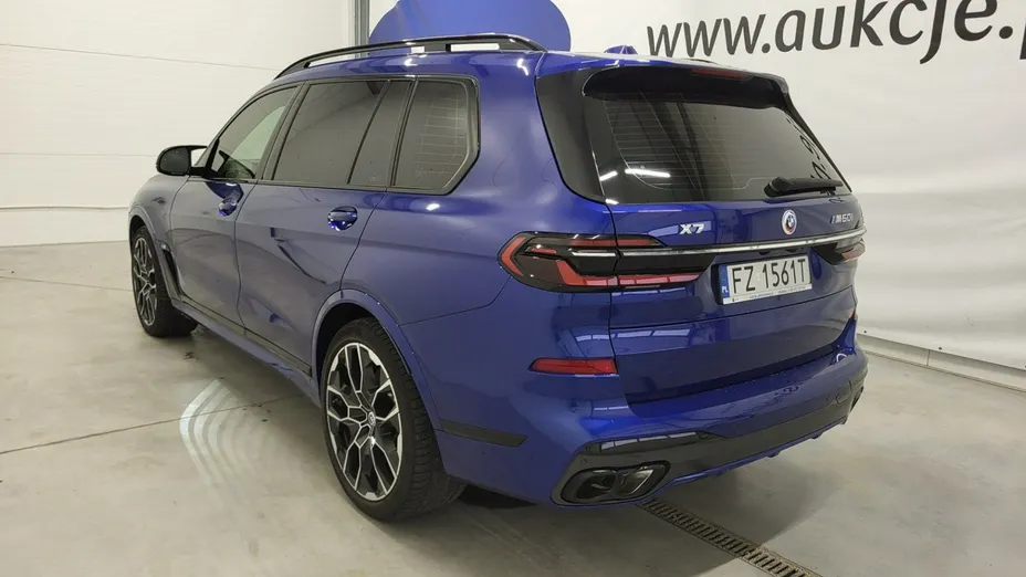BMW X7 -