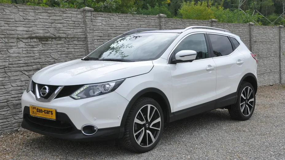 NISSAN Qashqai -