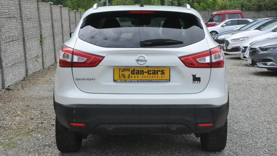 NISSAN Qashqai -