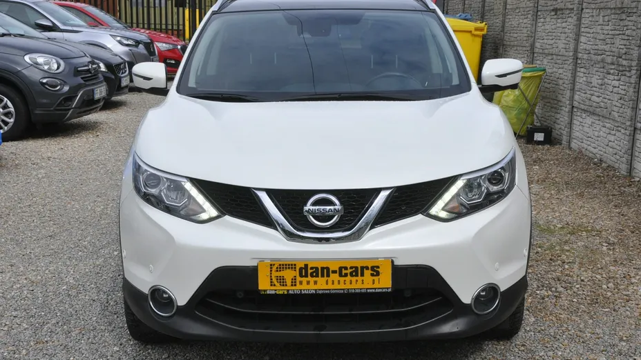NISSAN Qashqai -
