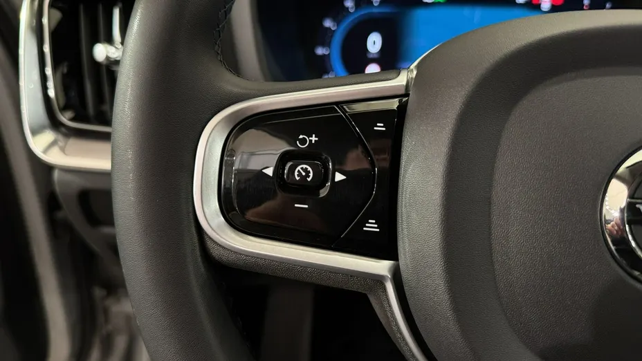 VOLVO S60 -