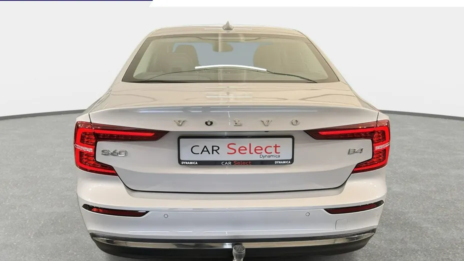 VOLVO S60 -