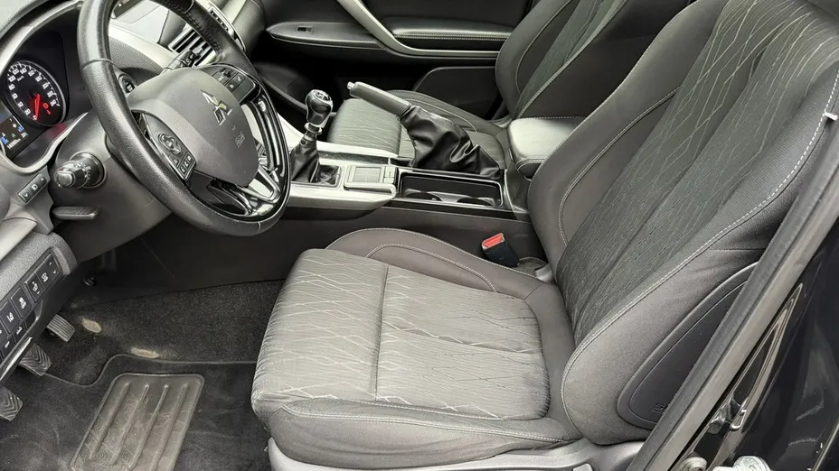 MITSUBISHI Eclipse Cross -