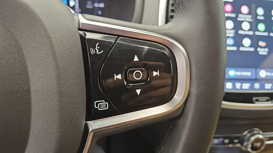 VOLVO XC90 -