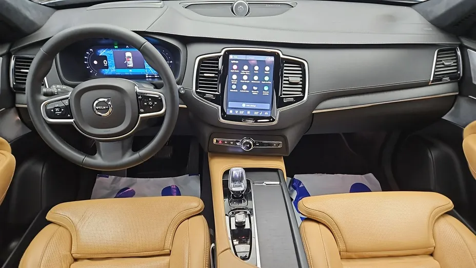 VOLVO XC90 -