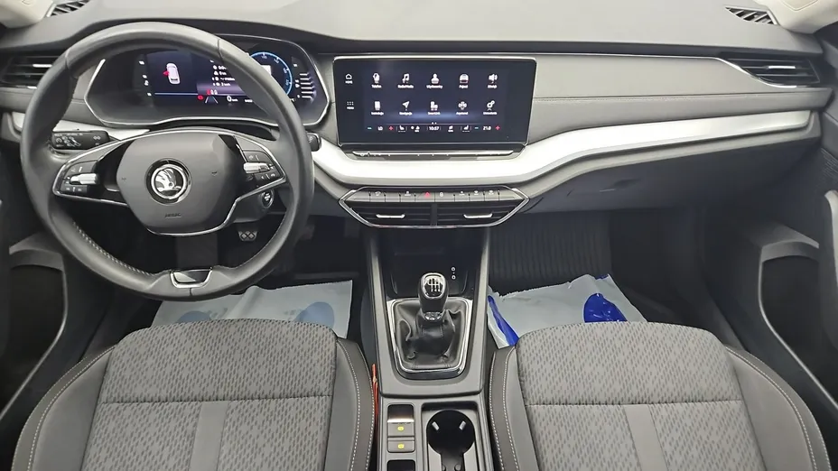 SKODA Octavia -