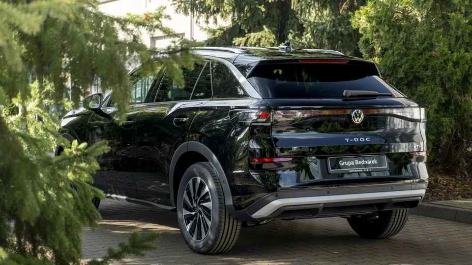 VOLKSWAGEN T-ROC -