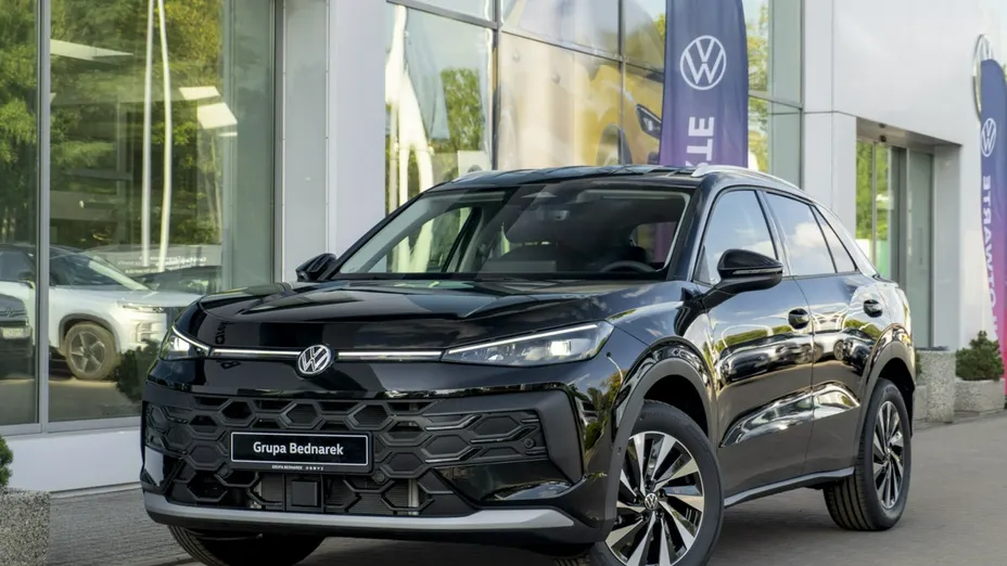 VOLKSWAGEN T-ROC -