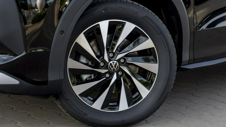 VOLKSWAGEN T-ROC -