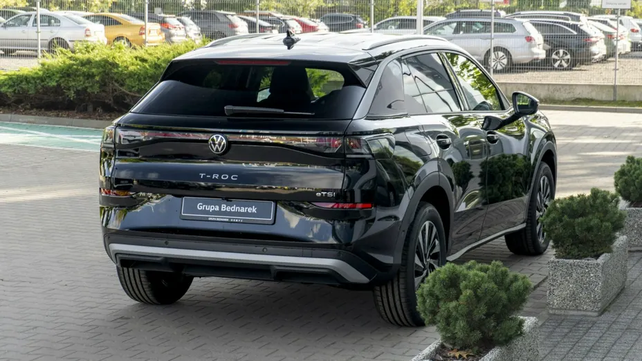 VOLKSWAGEN T-ROC -