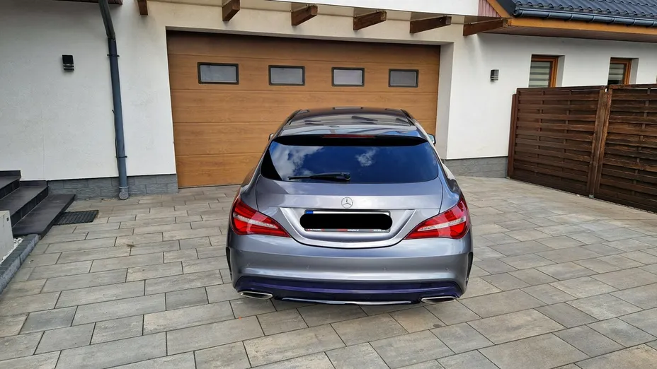 MERCEDES-BENZ CLA -