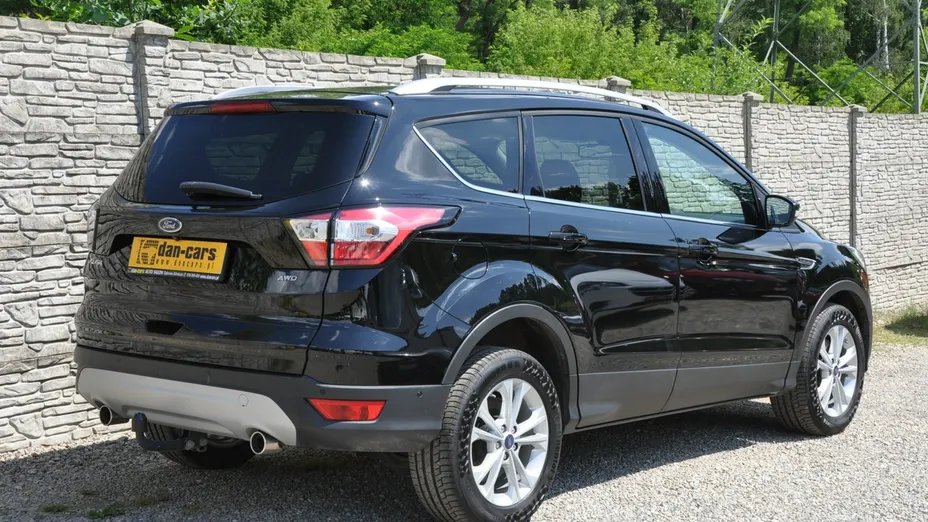 FORD Kuga -