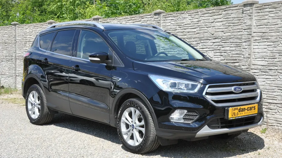 FORD Kuga -