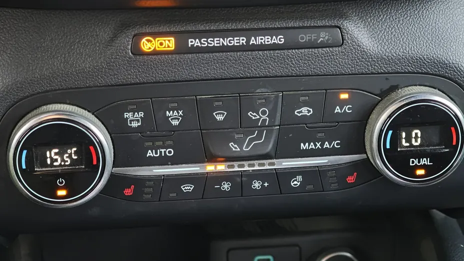 FORD Kuga -