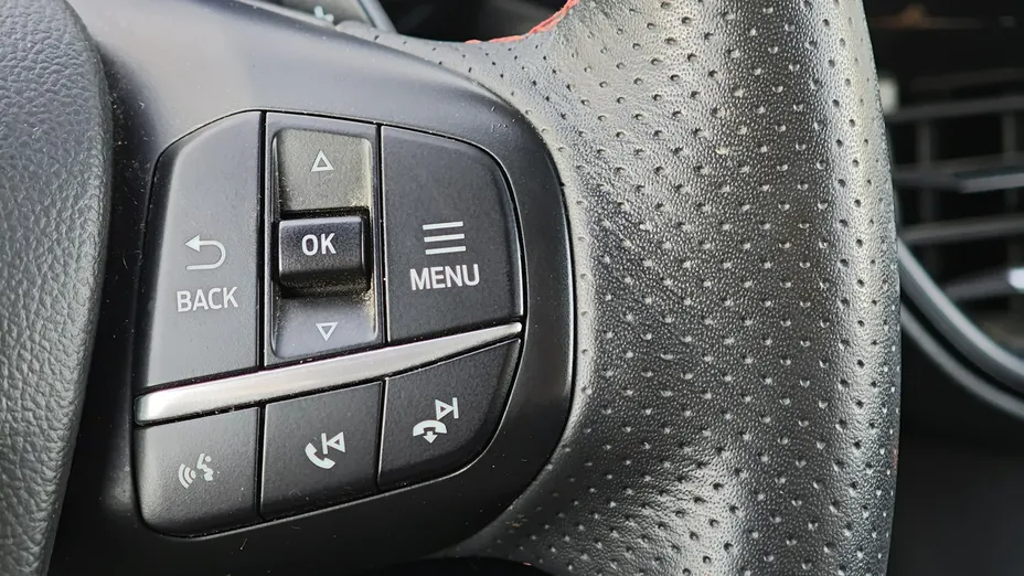 FORD Kuga -