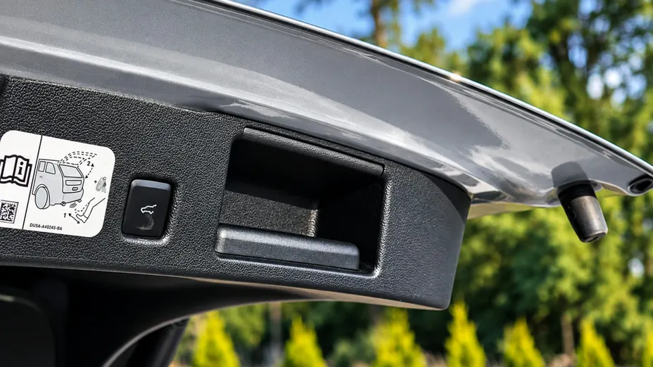 FORD Kuga -