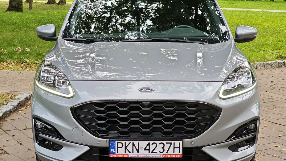 FORD Kuga -