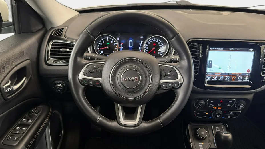 JEEP Compass -