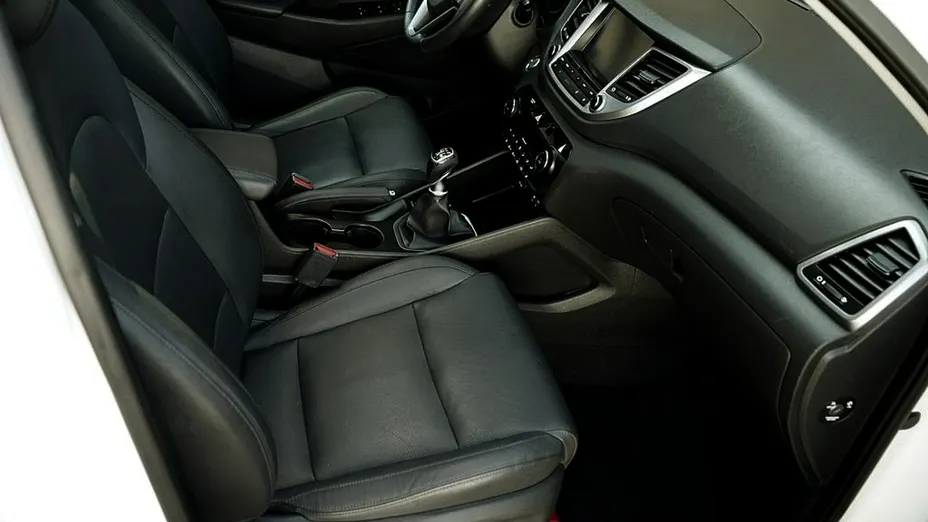 HYUNDAI Tucson -