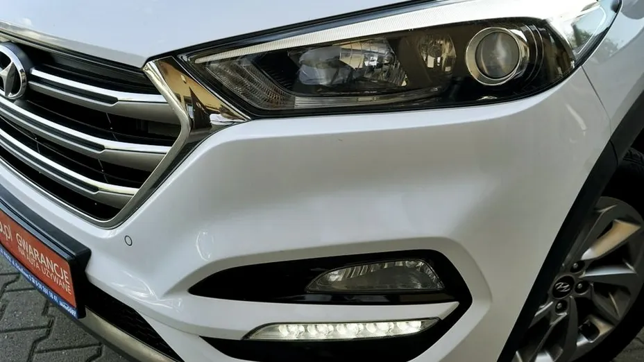 HYUNDAI Tucson -