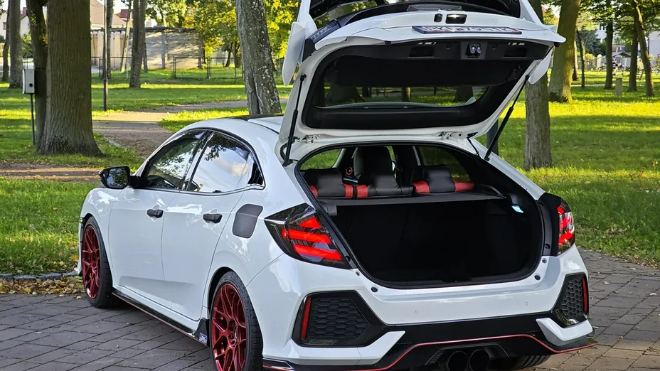 HONDA Civic -