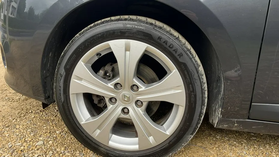 RENAULT Megane -