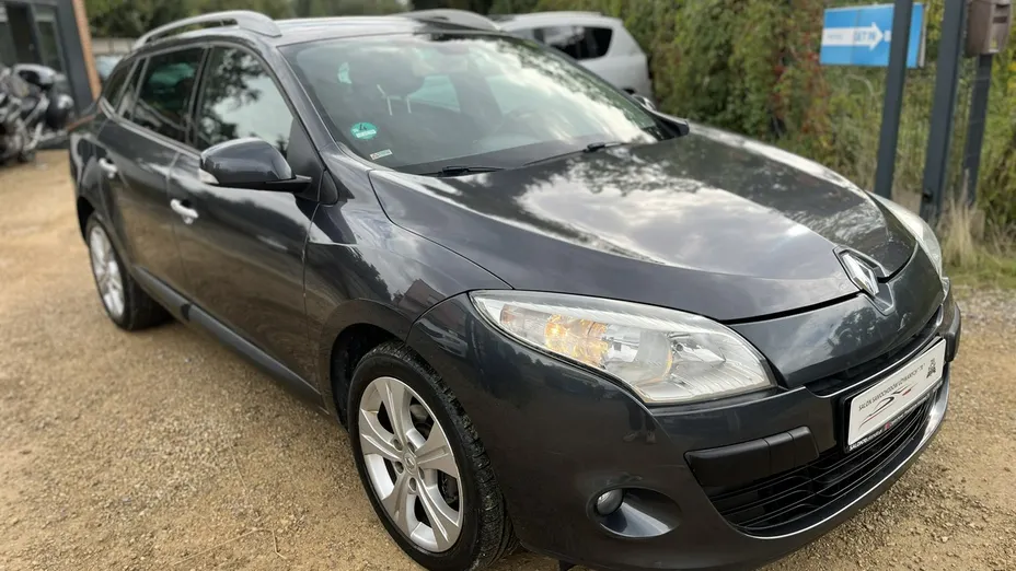 RENAULT Megane -