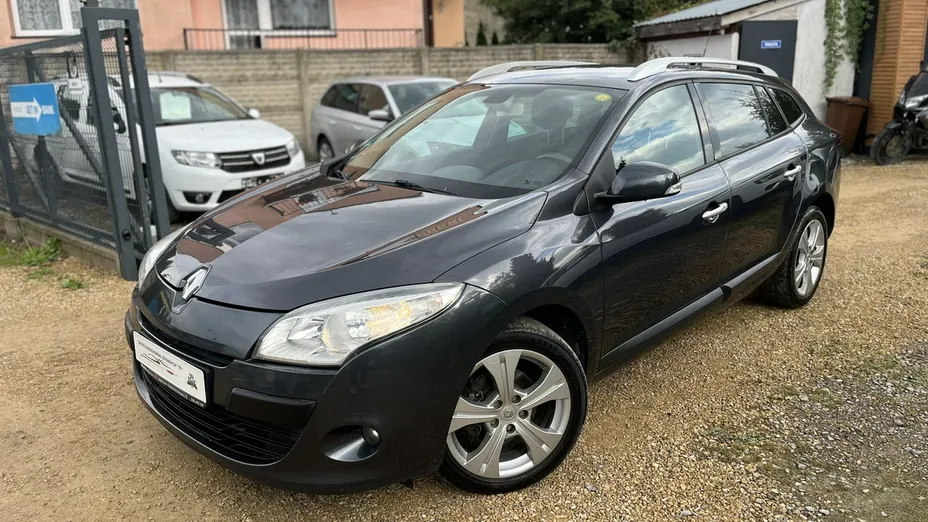 RENAULT Megane -