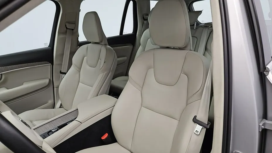 VOLVO XC90 -