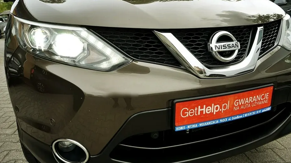 NISSAN Qashqai -