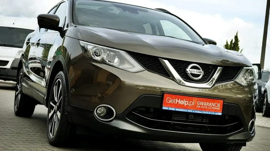 NISSAN Qashqai -