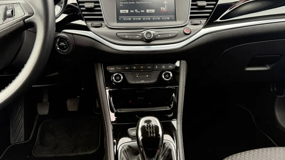 OPEL Astra -