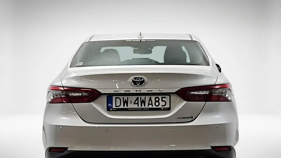 TOYOTA Camry -