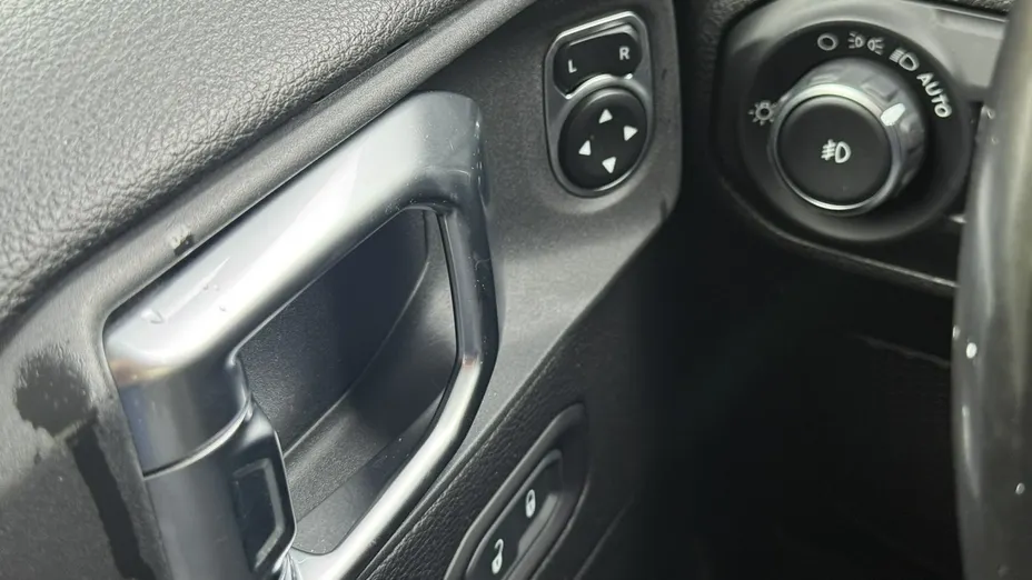 JEEP Wrangler -