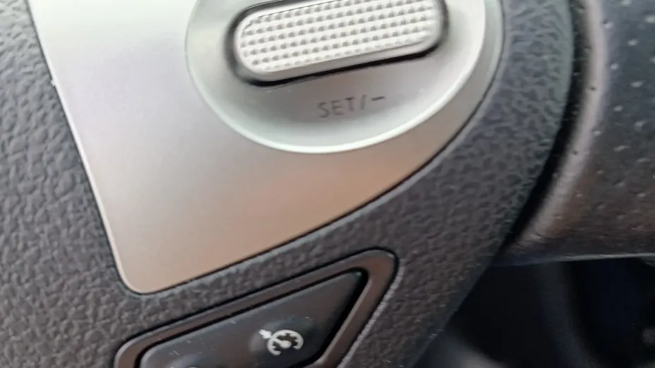 NISSAN Juke -