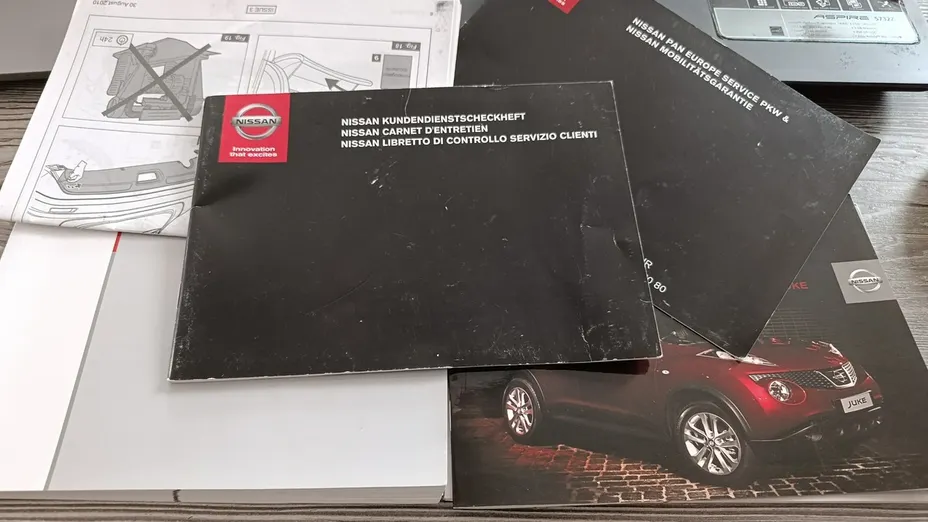 NISSAN Juke -