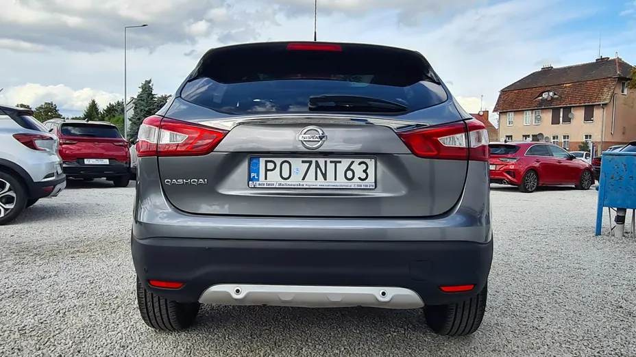 NISSAN Qashqai -